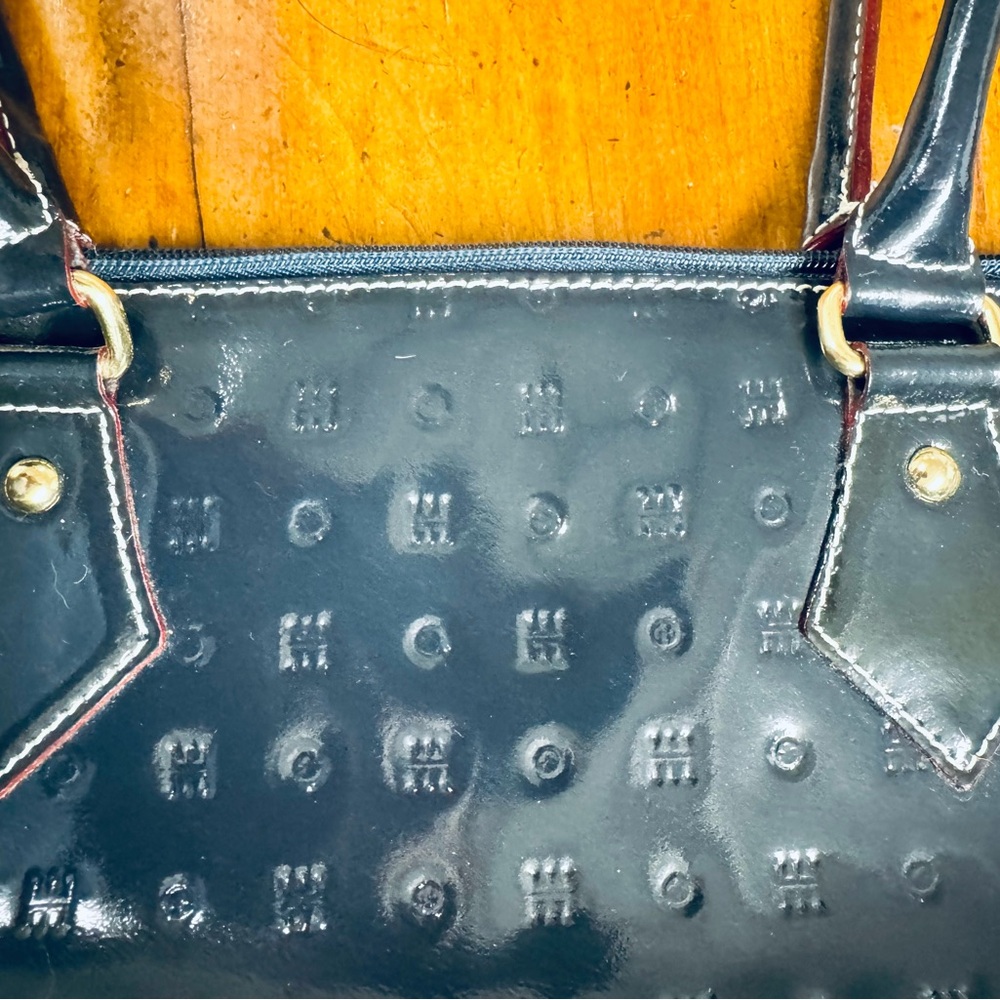 Arcadia Navy Tote with white and red stitching - Picture 2 of 9